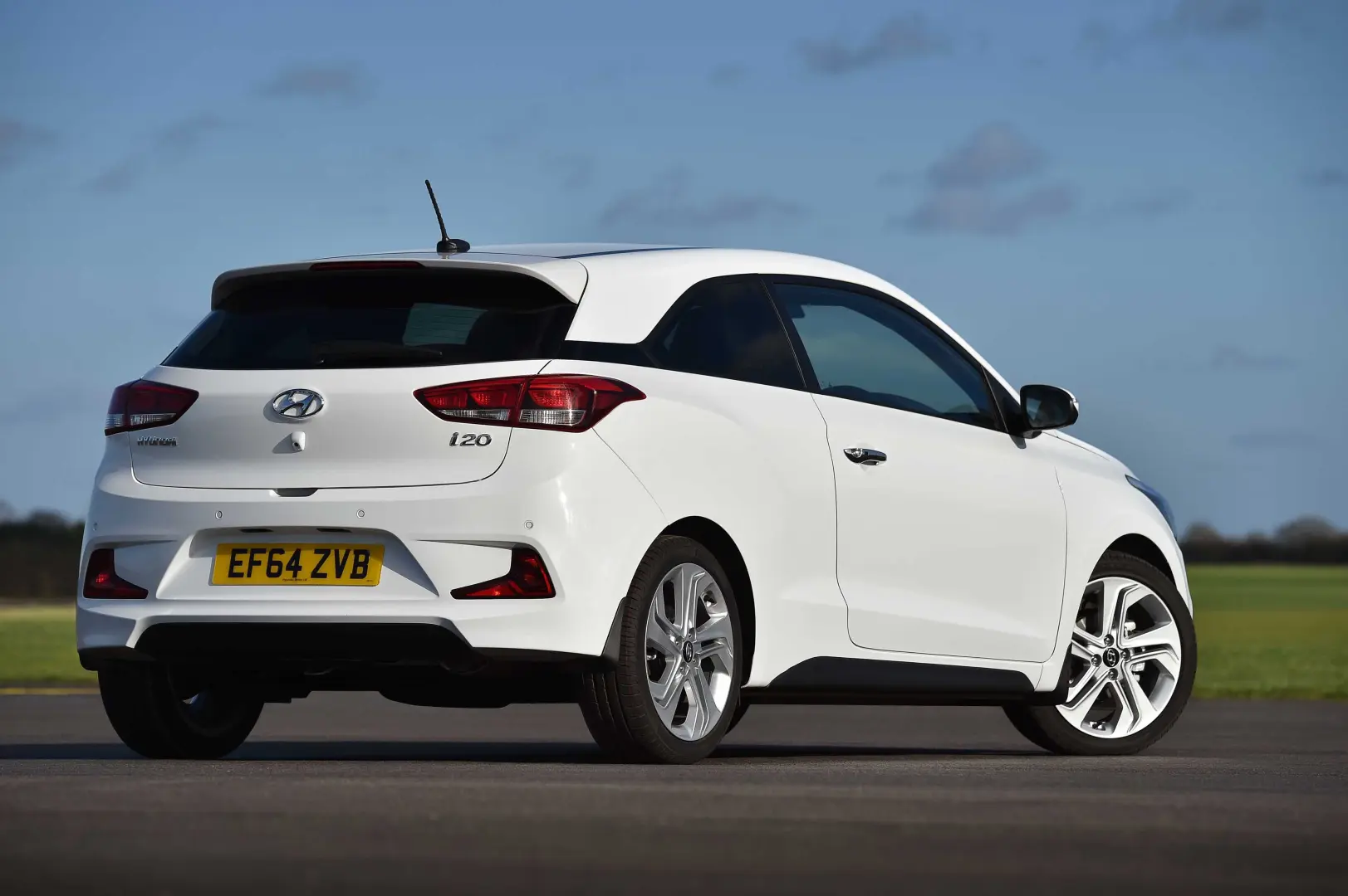 Hyundai i20 i20 Coupe 1.4 MPI 2