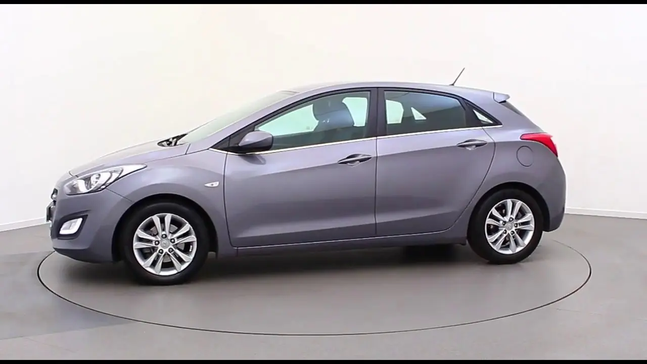 Hyundai i30 i30 1.6 CRDI Blue Drive DCT 2