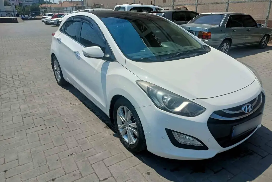 Hyundai i30 i30 1.6 CRDI Elite Alaşım Jant 2