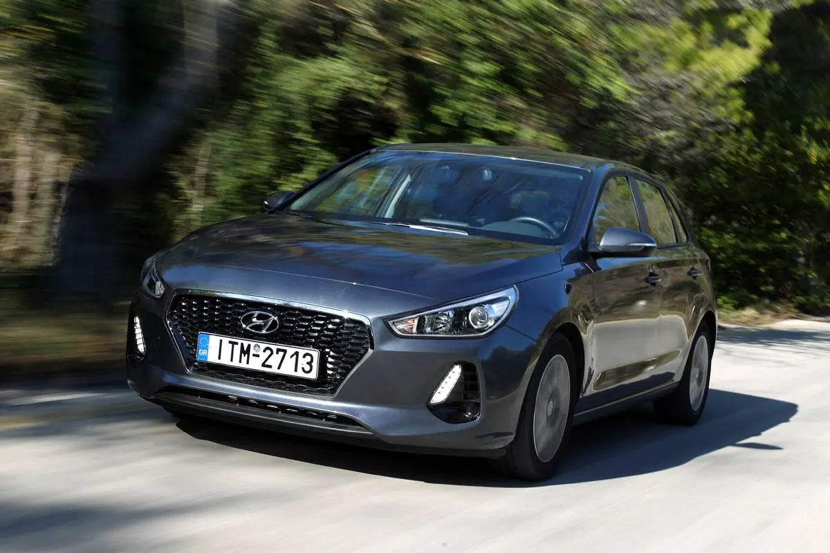 Hyundai i30 i30 1.6 CRDI Style Design Pack DCT 4
