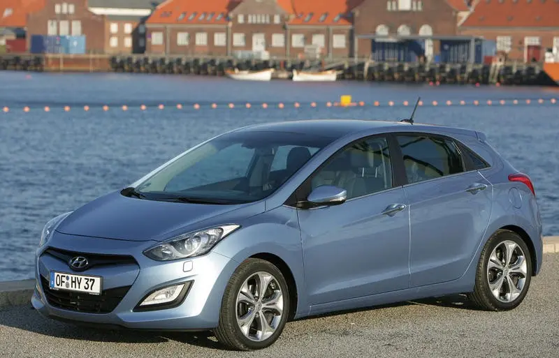 Hyundai i30 i30 1.6 CVVT Mode SR 4