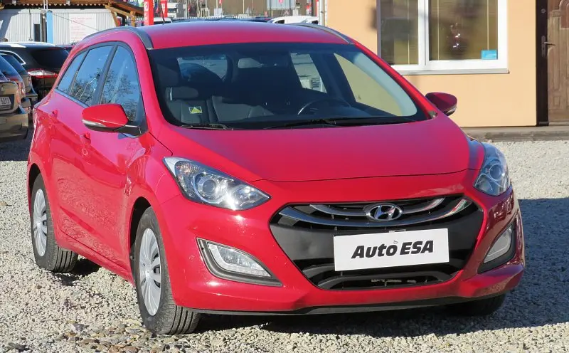 Hyundai i30 i30 1.6 CVVT Style Plus 5