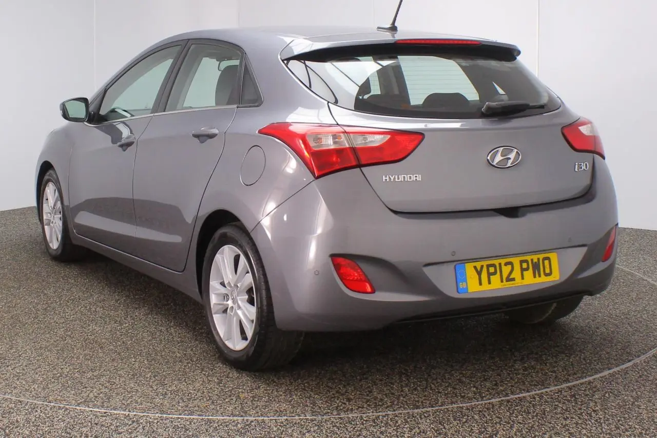 Hyundai i30 i30 1.6 GDI Style 6