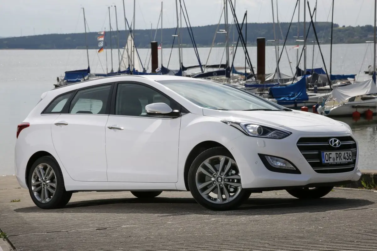Hyundai i30 i30 CW 1.6 CRDI Style 0