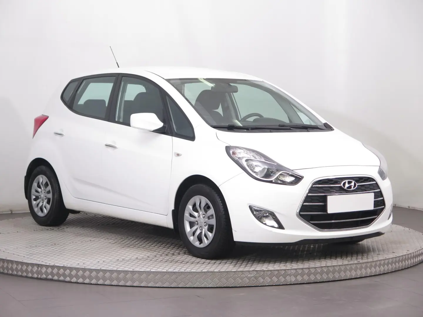 Hyundai  ix20 1.6 CVVT Prime 6