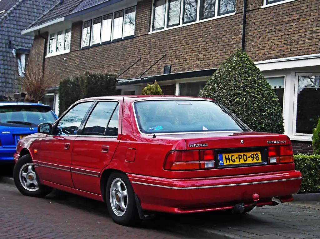 Hyundai Sonata Sonata 2.0i SOHC GLS 2