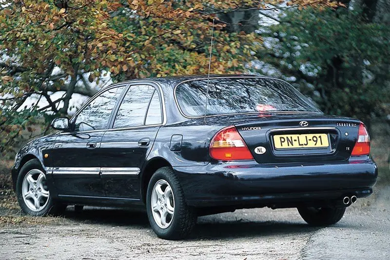 Hyundai Sonata Sonata 3.0i V6 GLS 5