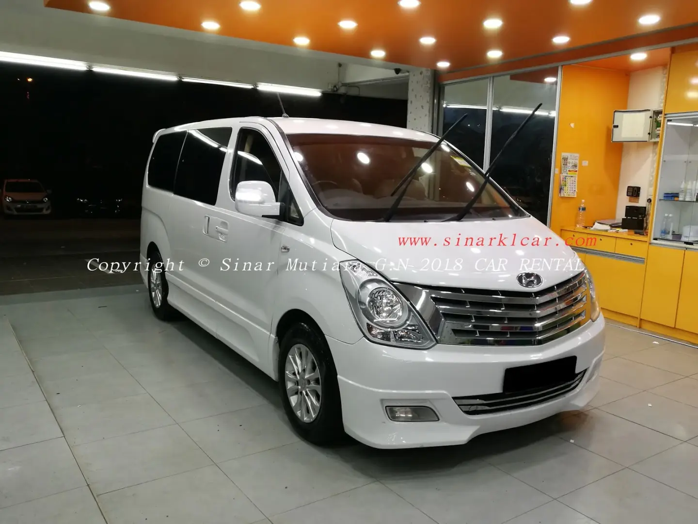 Hyundai Starex Starex 2.5 TCI LWB AC 2AB ABS 2