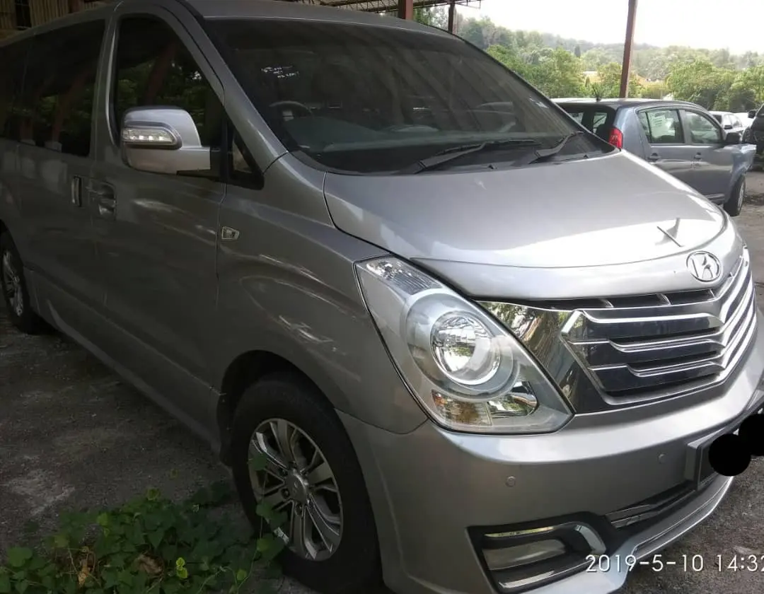 Hyundai Starex Starex 2.5 TCI SWB AC 2AB ABS 3