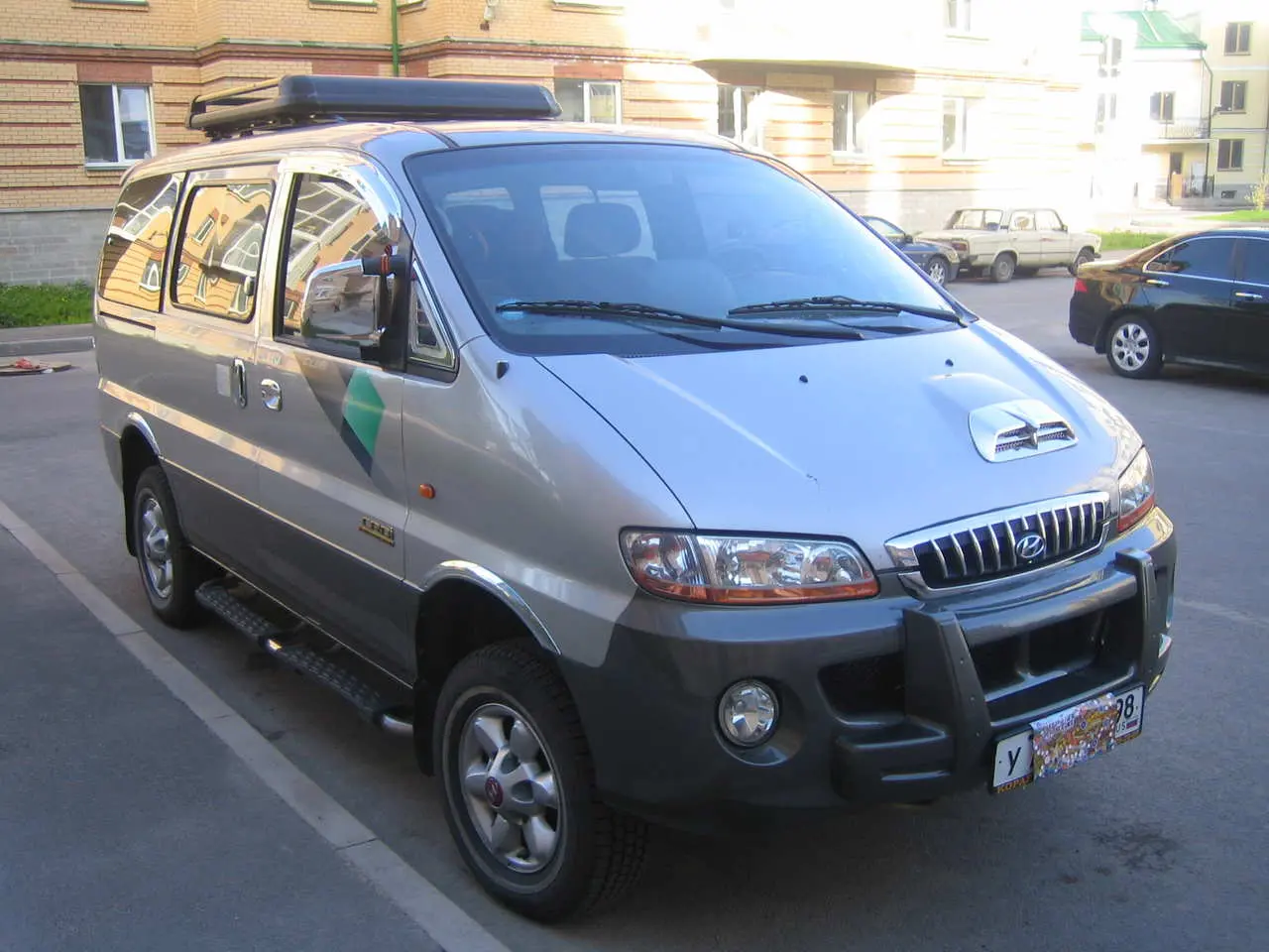 Hyundai Starex Starex 2.5 TCI LWB 0