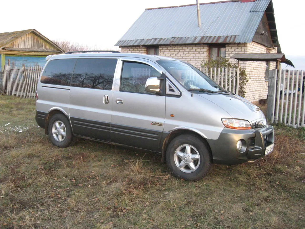 Hyundai Starex Starex 2.5 TCI SWB 2