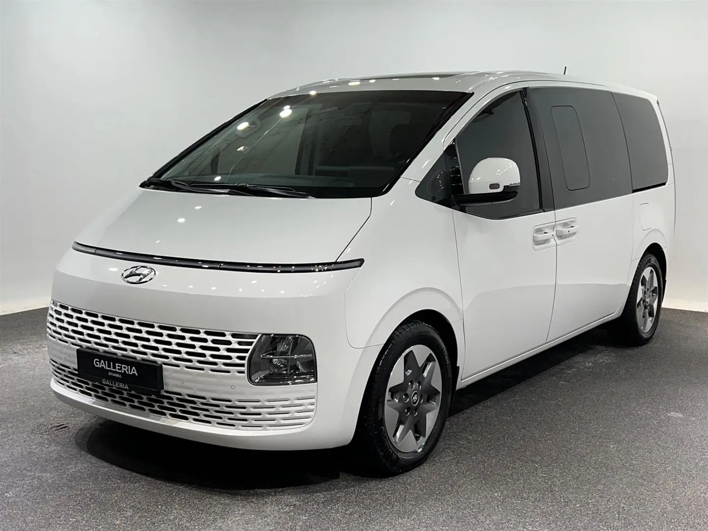 Hyundai Staria Staria 2.2 CRDI Elite 3