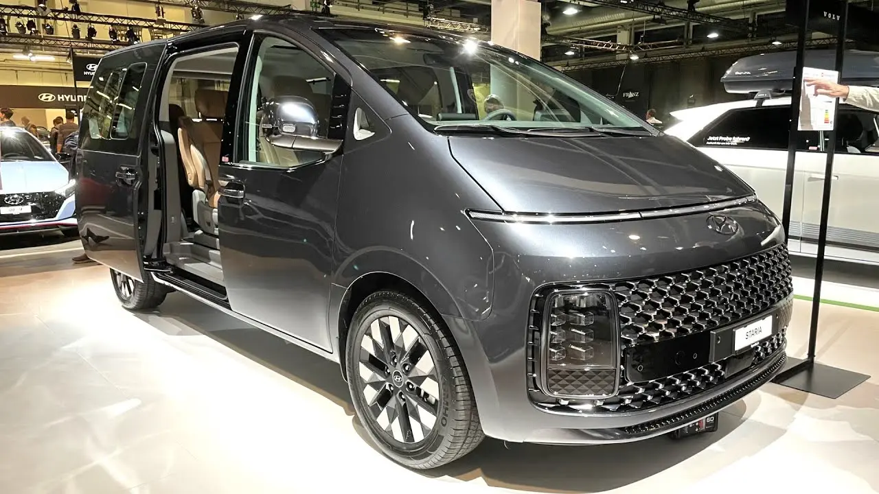 Hyundai Staria Staria 2.2 CRDI Elite 4
