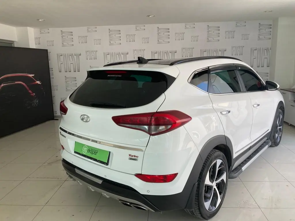 Hyundai Tucson Tucson 1.6 T-GDI 4x4 Elite Plus Red Pack DCT 1