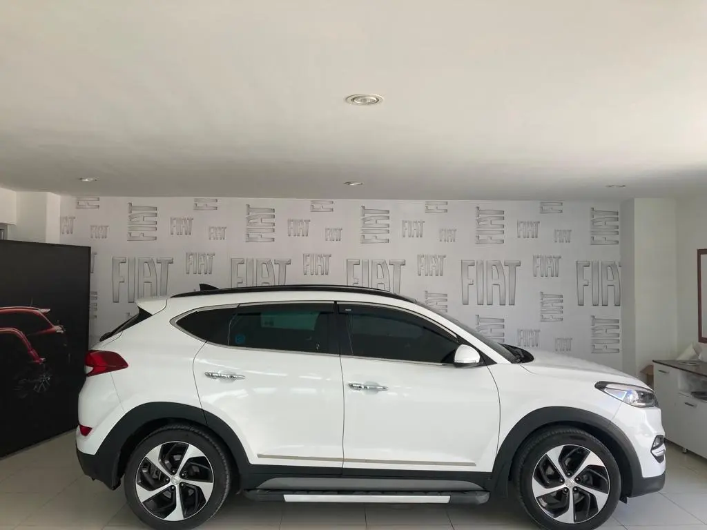 Hyundai Tucson Tucson 1.6 T-GDI 4x4 Elite Plus Red Pack DCT 5