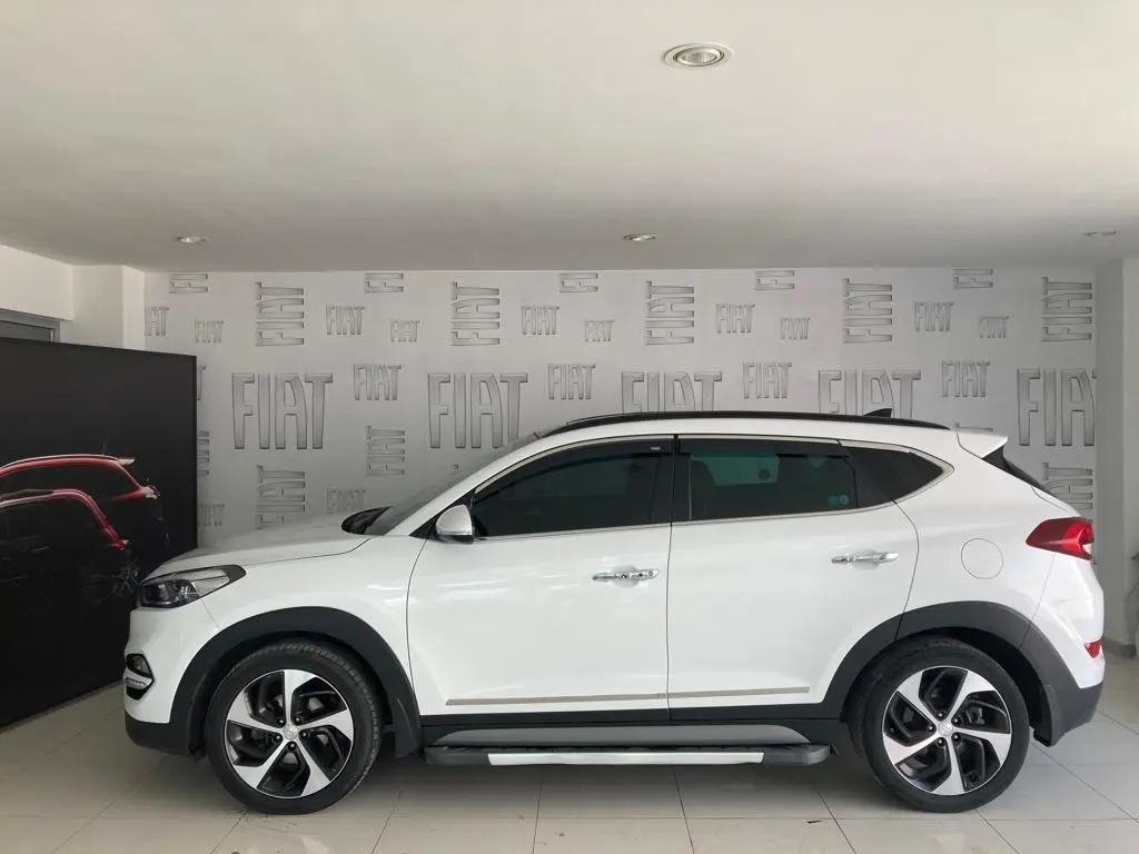 Hyundai Tucson Tucson 1.6 T-GDI 4x4 Elite Plus Red Pack DCT 6
