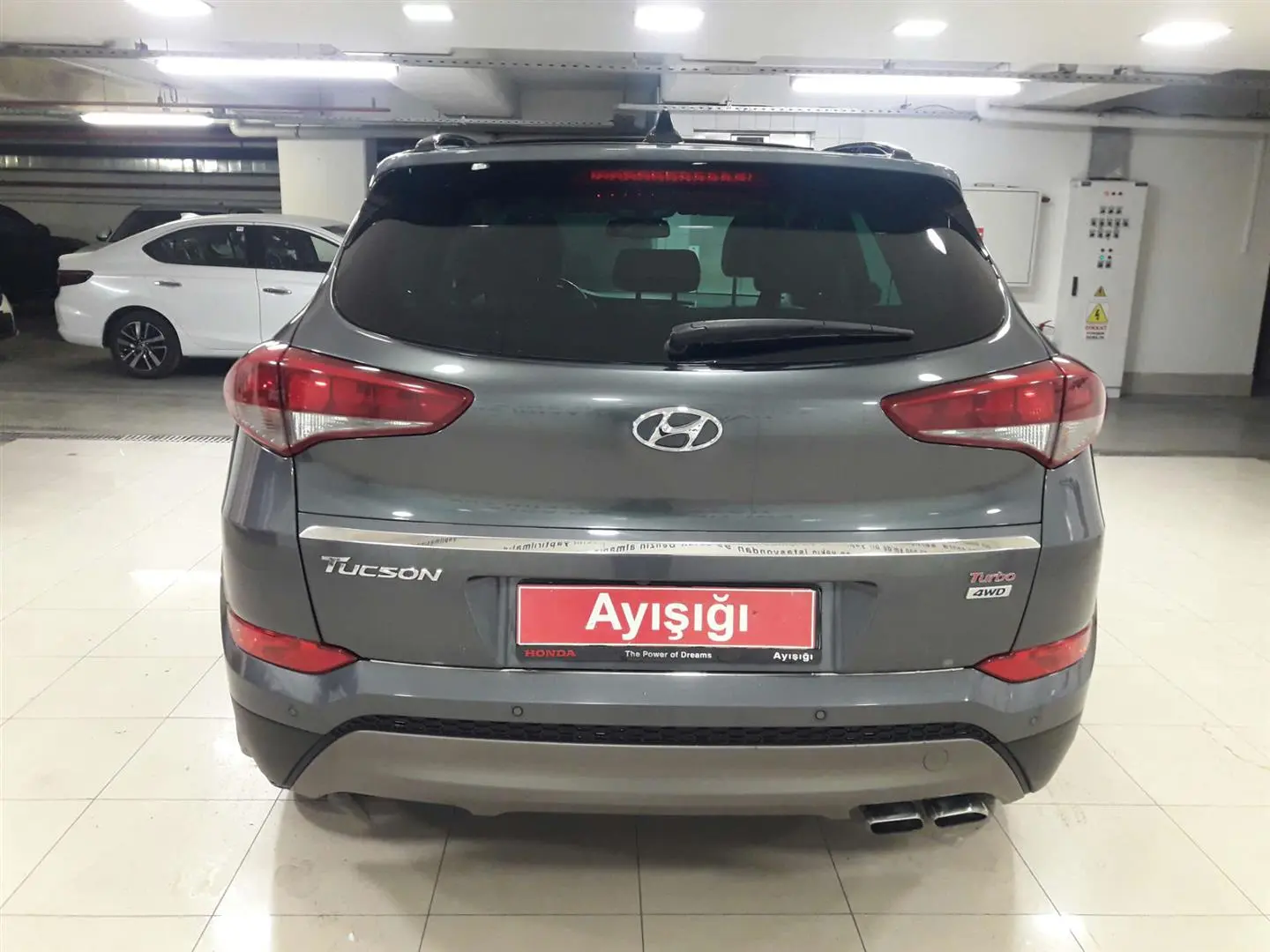 Hyundai Tucson Tucson 1.6 T-GDI 4x4 Elite Plus Red Pack DCT 6