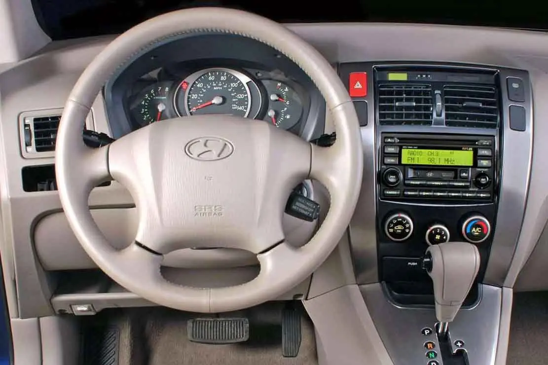 Hyundai Tucson Tucson 2.0 CRDI VGT Style 3