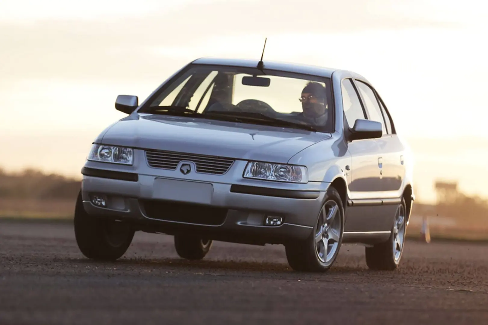 Ikco Samand Samand 1.6 LX Sport Pack 0