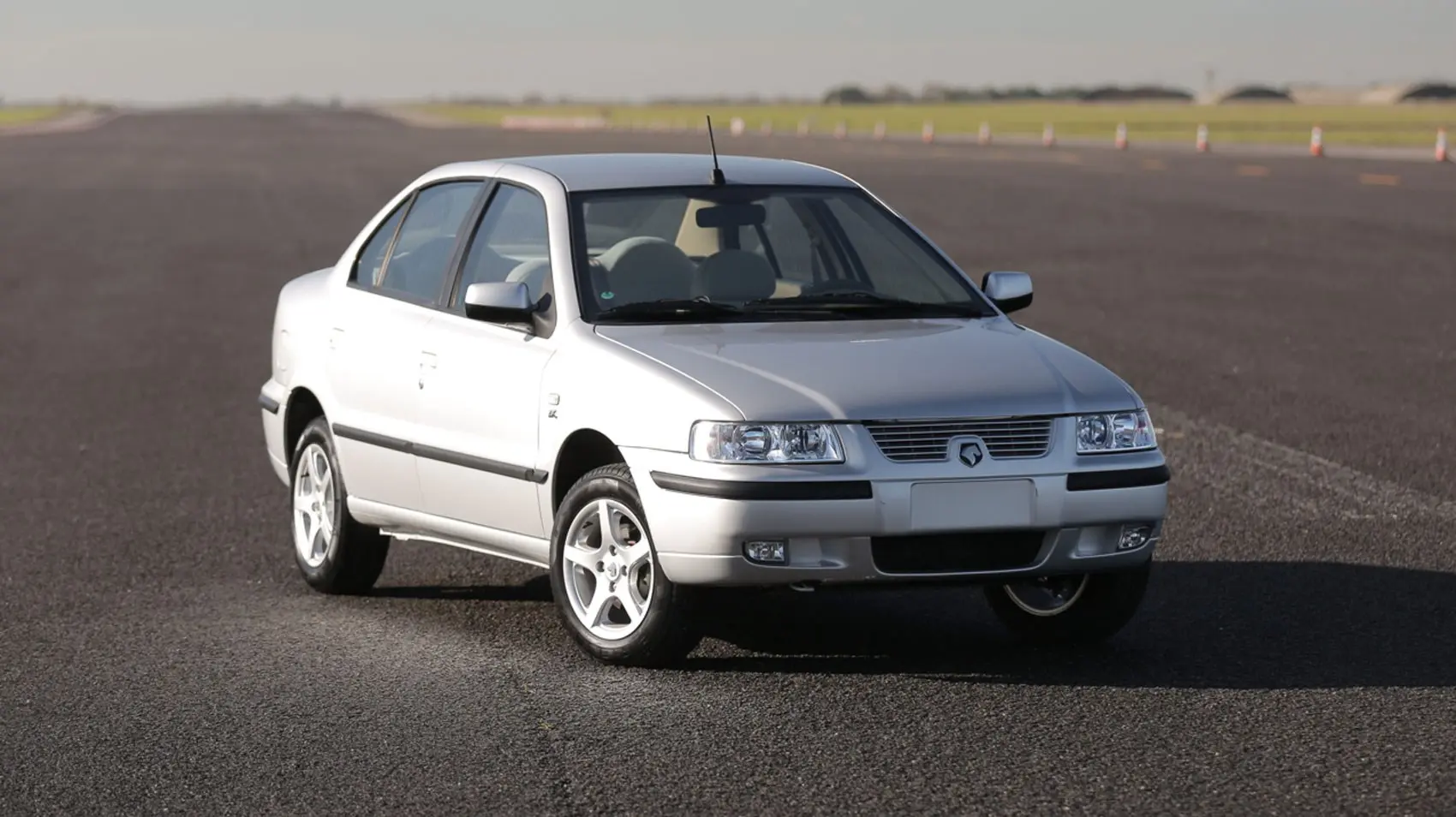 Ikco Samand Samand 1.6 LX Sport Pack 1