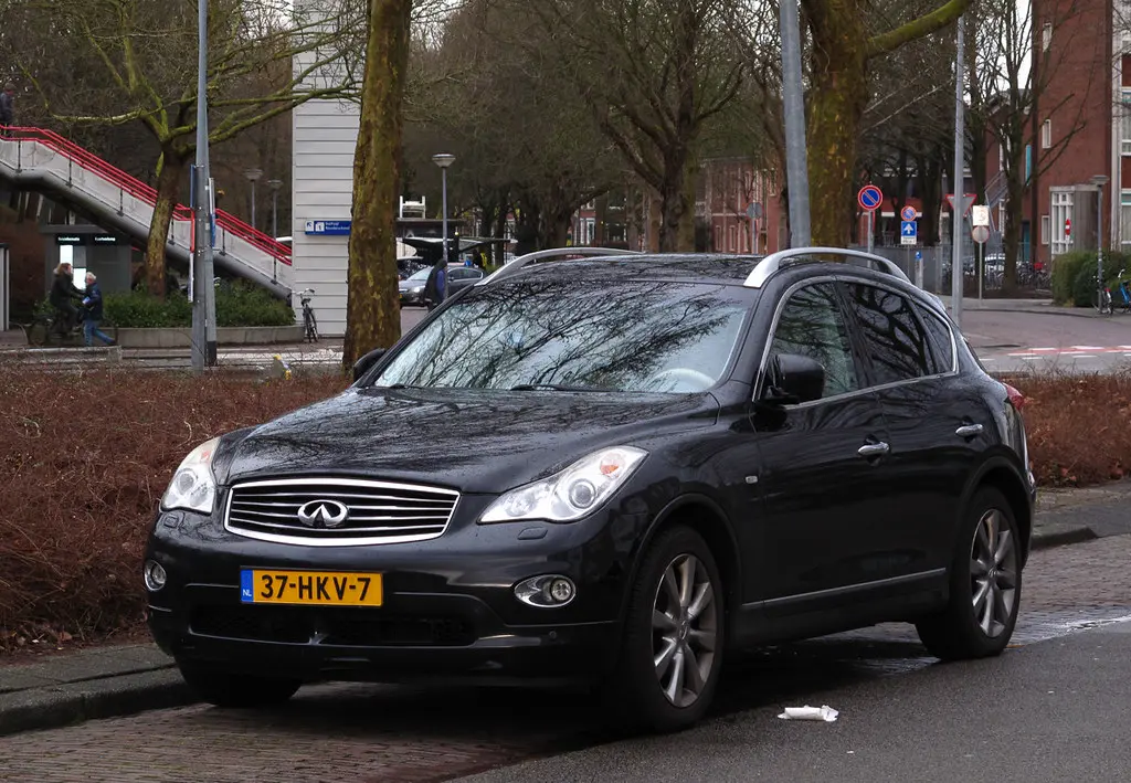 Infiniti EX EX 37 V6 6