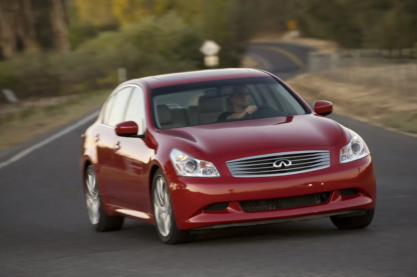Infiniti G G37 3.7 V6 RWD GT 3