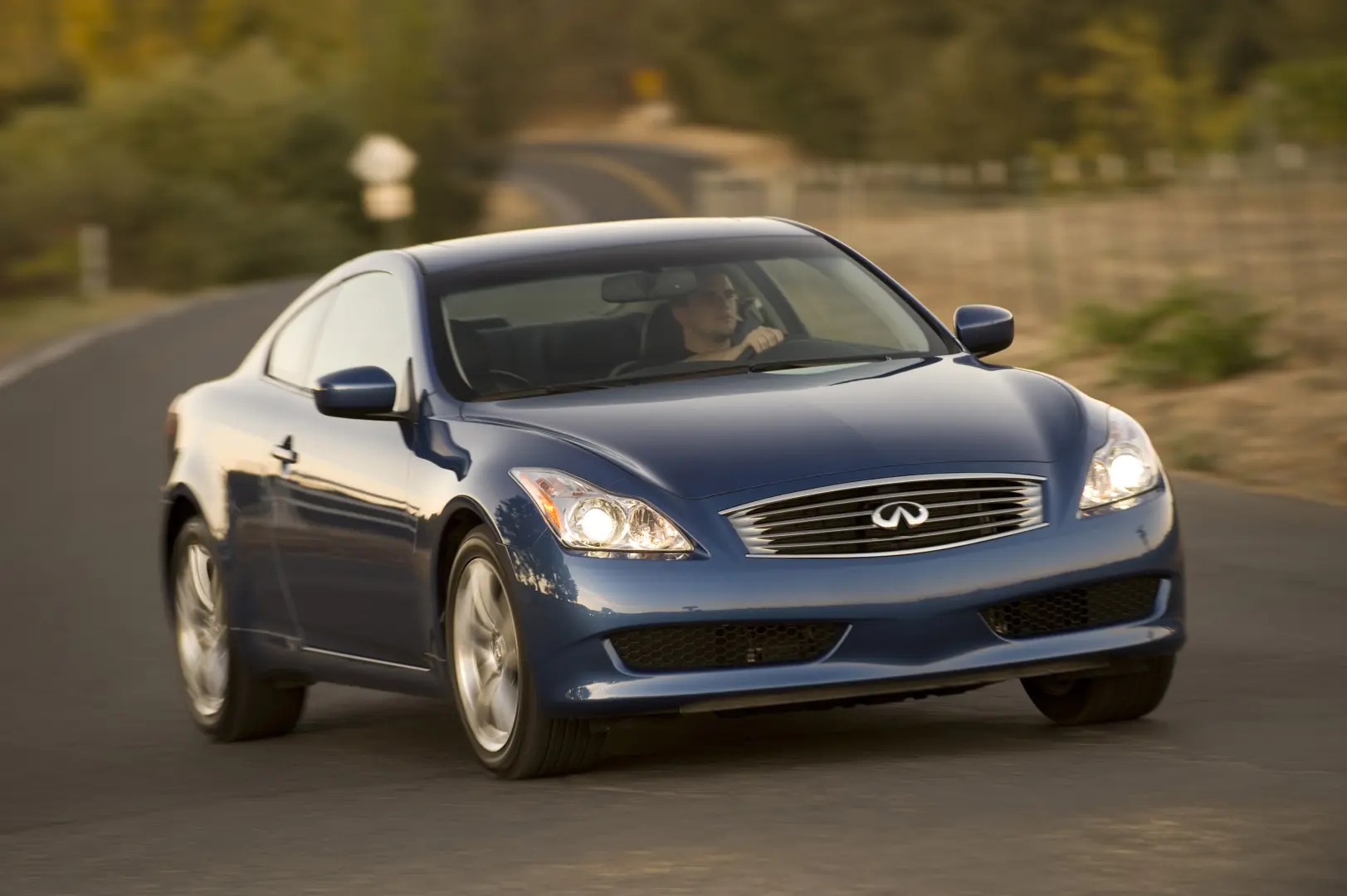 Infiniti G G37 3.7 V6 S 0