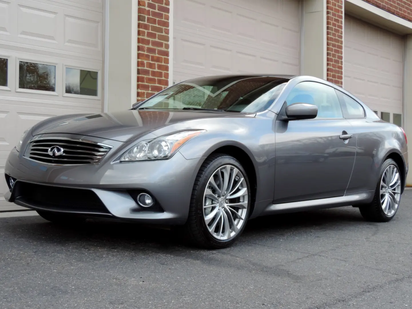 Infiniti G G37 3.7 V6 S 2