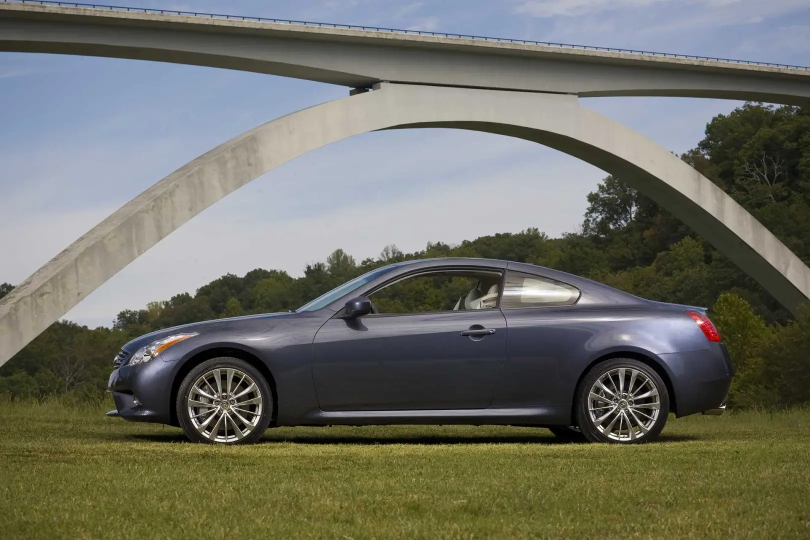 Infiniti G G37 3.7 V6 S 5