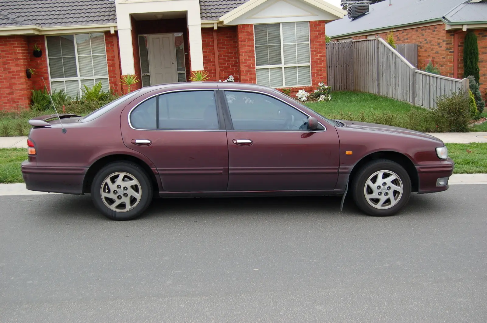 Infiniti I30 I30 3.0 V6 2