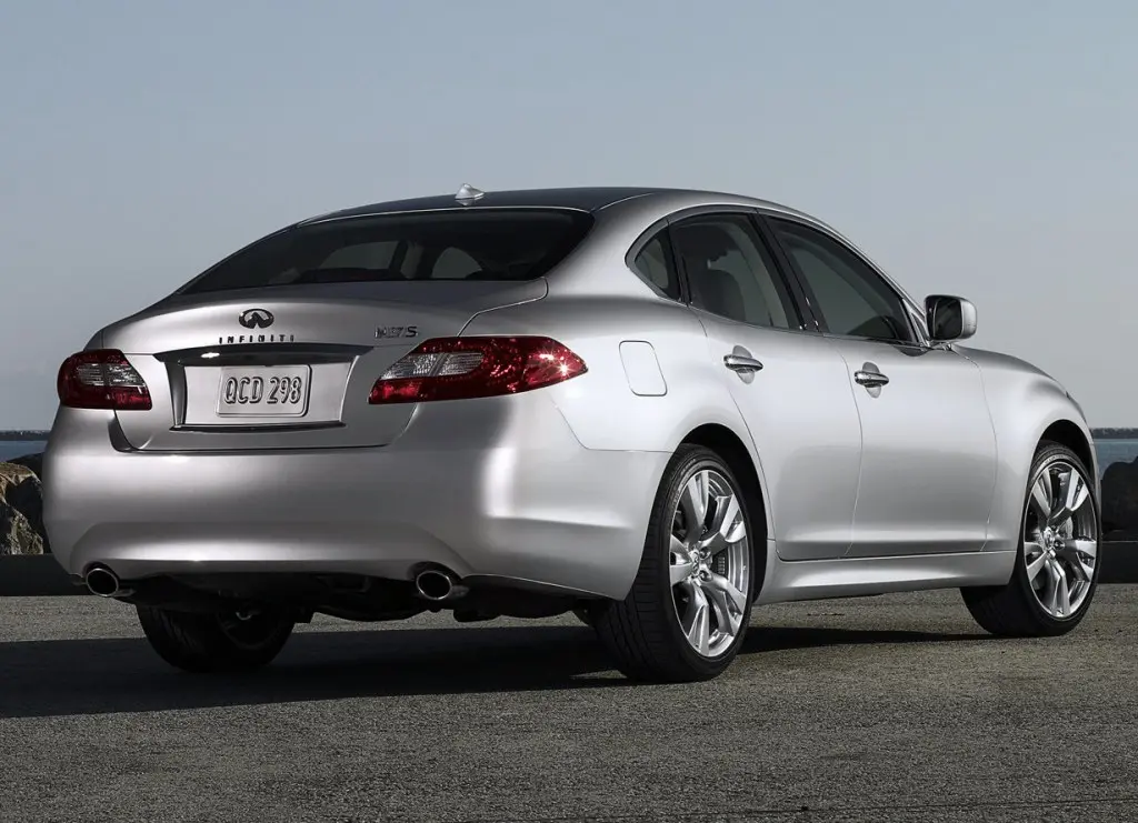 Infiniti M M 37 V6 GT 3