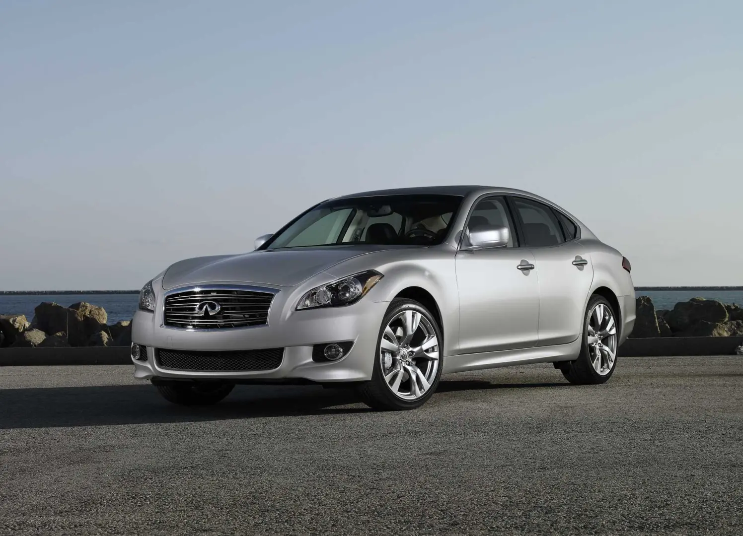 Infiniti M M 35 V6 AWD 0