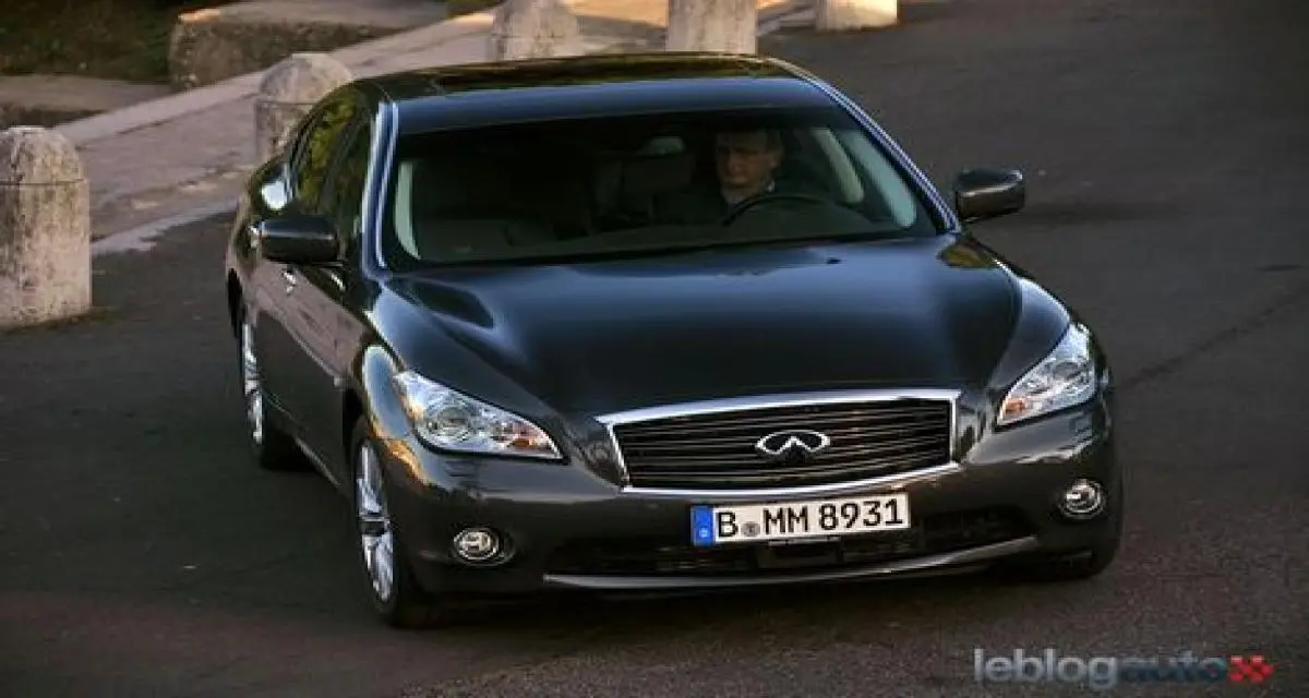 Infiniti M M 30 V6 Dizel GT 4