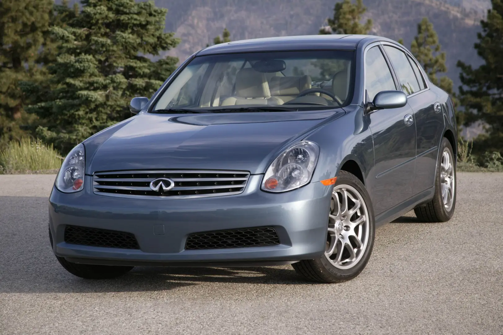 Infiniti M M 35 V6 AWD 3