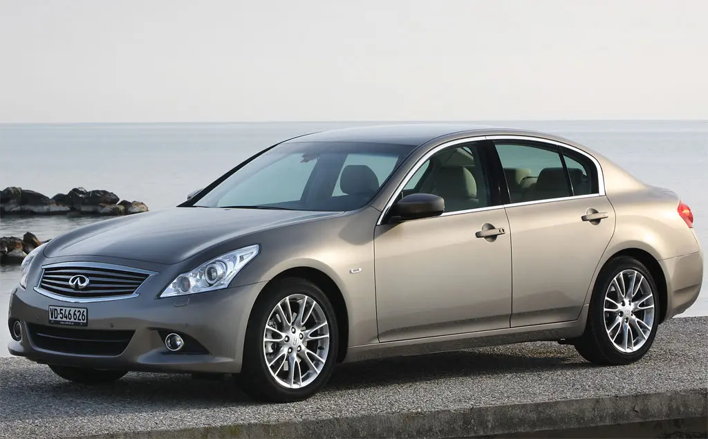 Infiniti M M 37 V6 GT 1