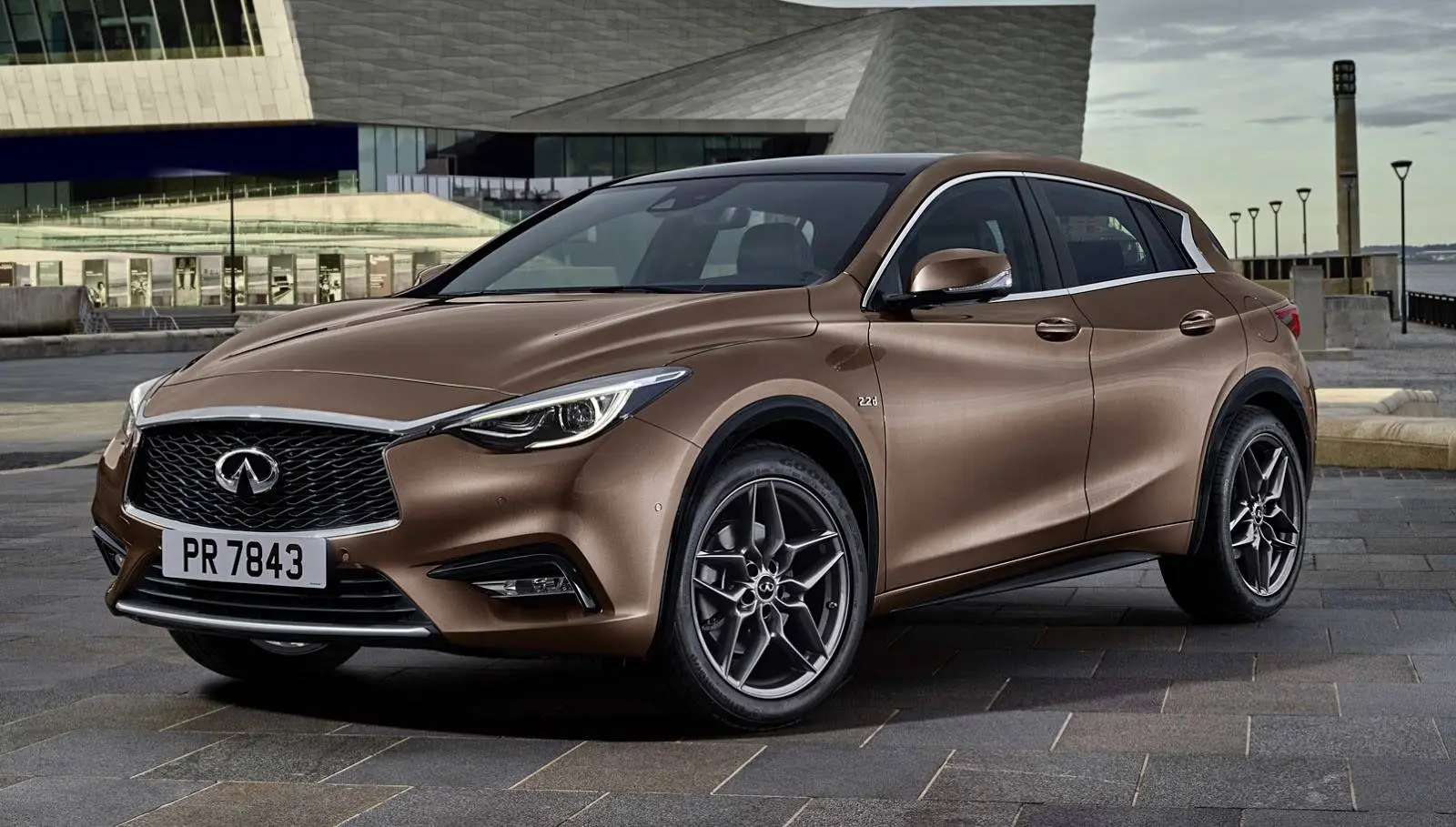 Infiniti Q30 Q30 1.5 D Premium Executive DCT 4