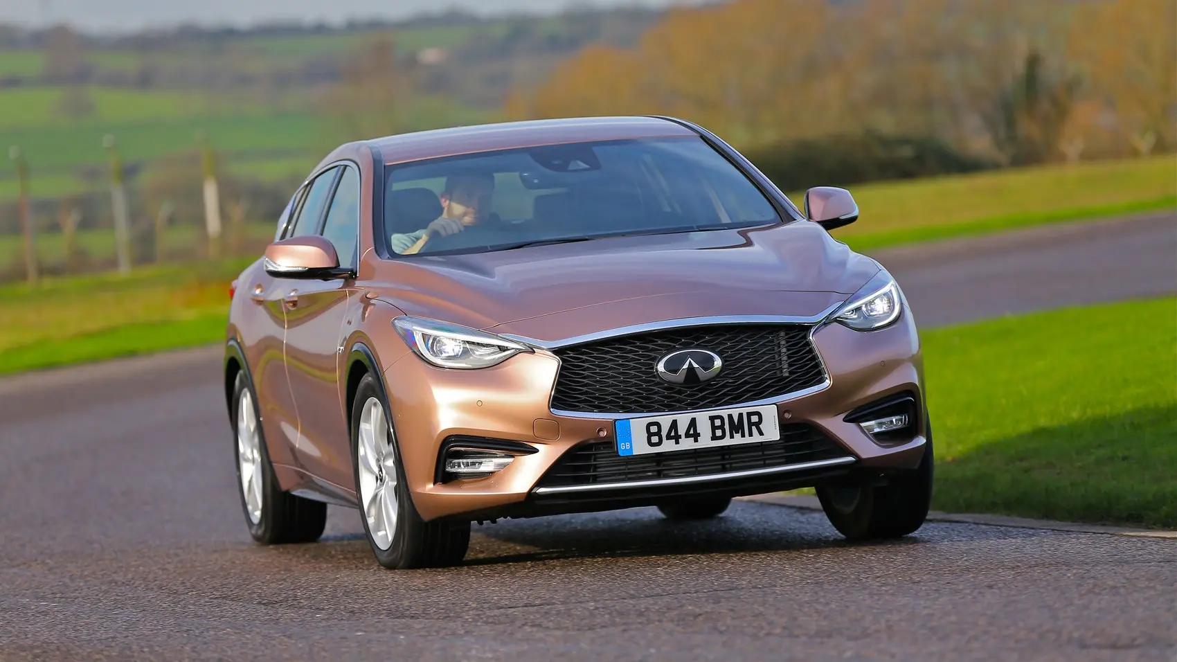 Infiniti Q30 Q30 1.5 D Premium DCT 5