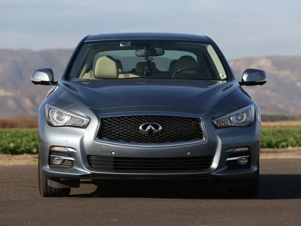 Infiniti Q50 Q50 3.5 V6 Hybrid S 2