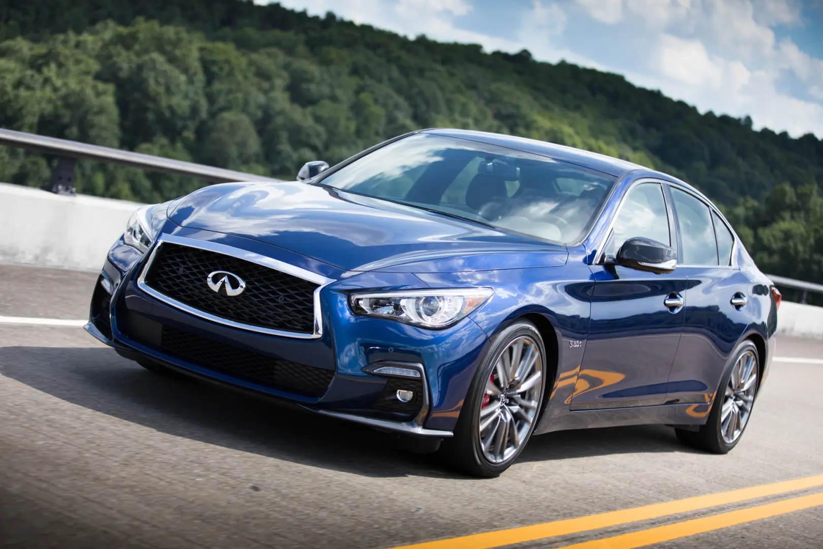 Infiniti Q50 Q50 2.0 T 2