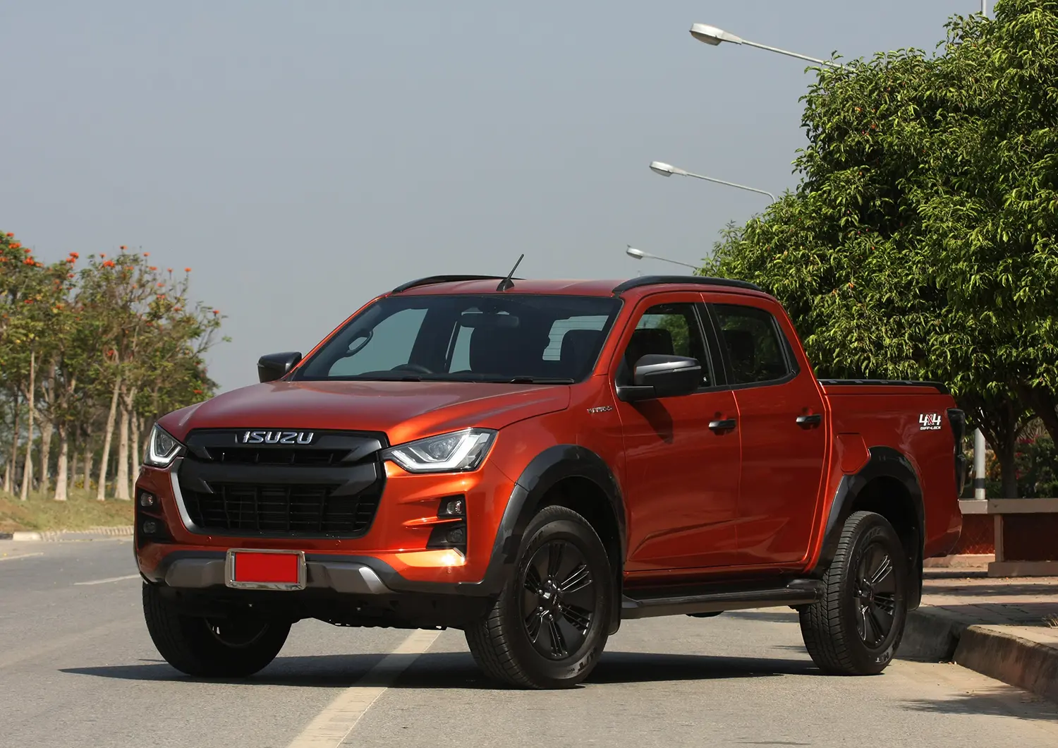 Isuzu D-Max D-Max 1.9 D 4x4 V-Cross Çift Kabin 6A/T 6