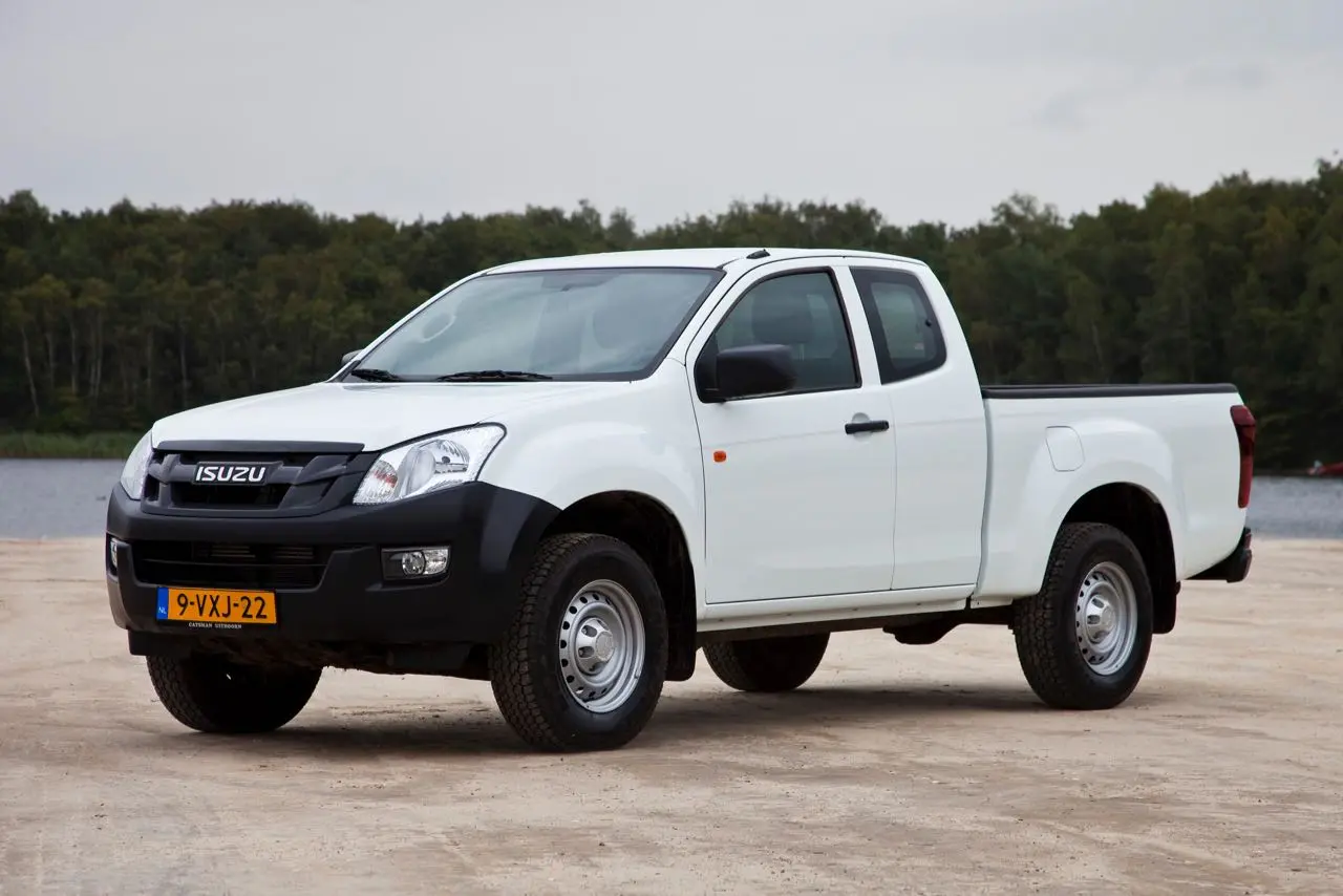 Isuzu D-Max D-Max 2.5 4x2 LTD 4