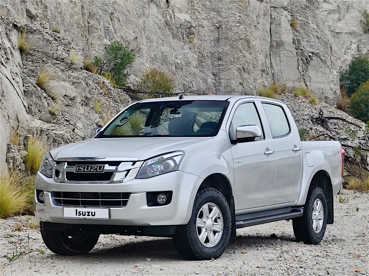 Isuzu D-Max D-Max 2.5 4x4 LTD 1