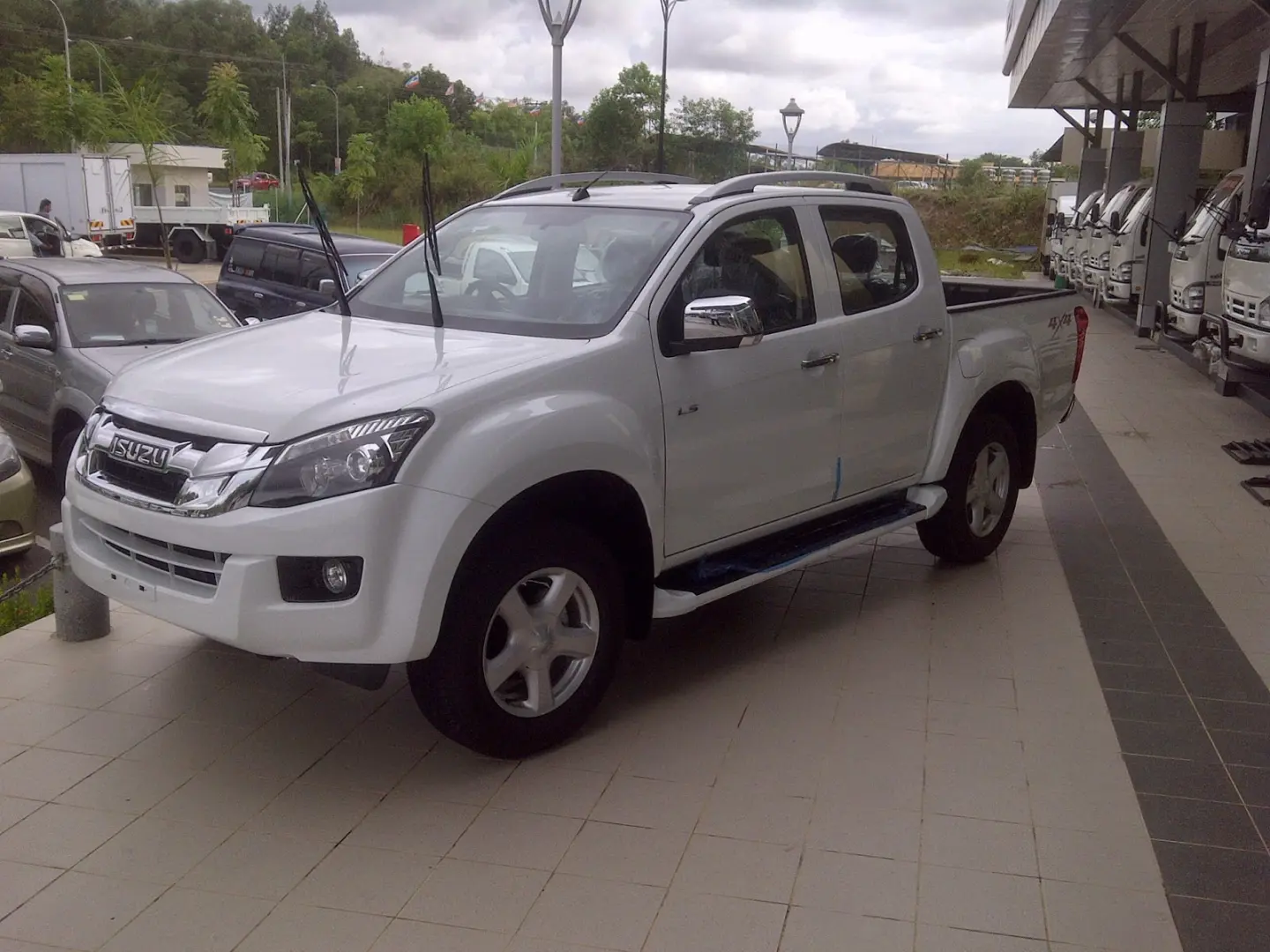Isuzu D-Max D-Max 2.5 4x2 TR 7