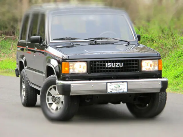 Isuzu Trooper Trooper 2.5 FLK 4 1