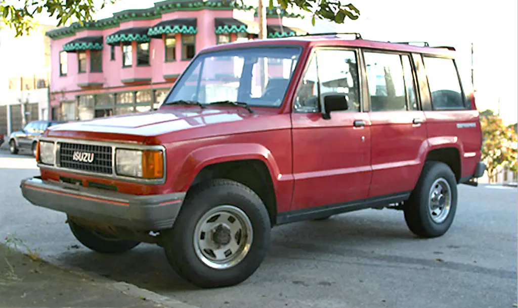Isuzu Trooper Trooper 2.6 Calvas 6