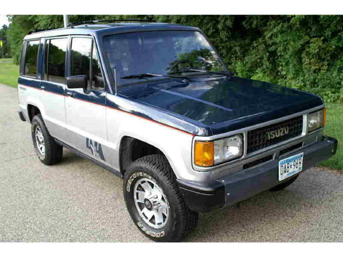 Isuzu Trooper Trooper 2.6 Calvas 6
