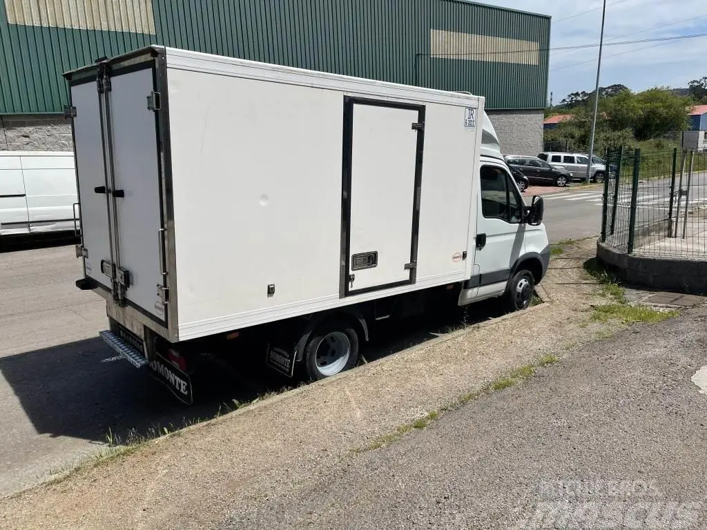 Iveco 35 35 C12 Daily Van 15.6m3 4
