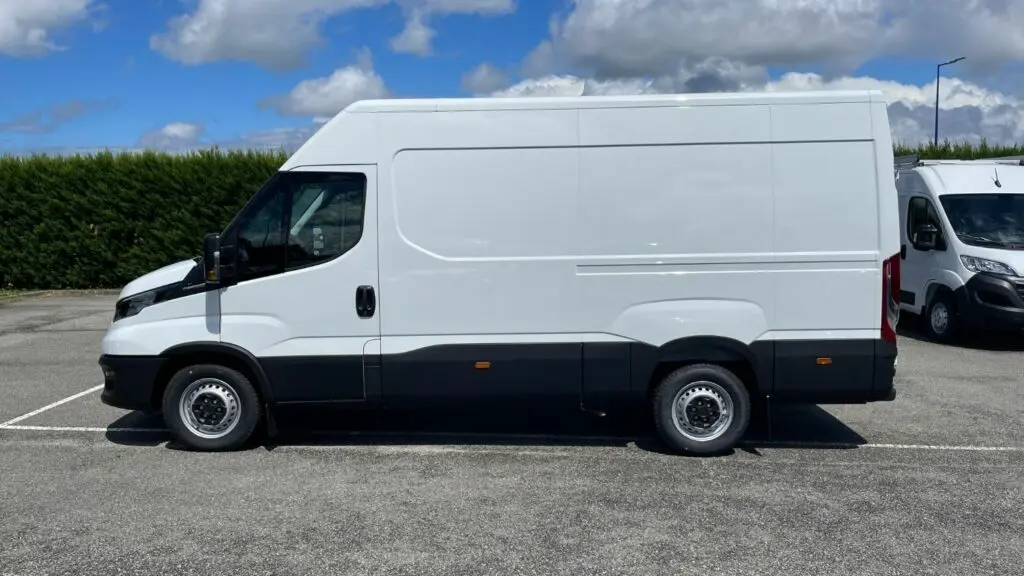 Iveco 35 35 C 12 Daily Van WB 12m3 5
