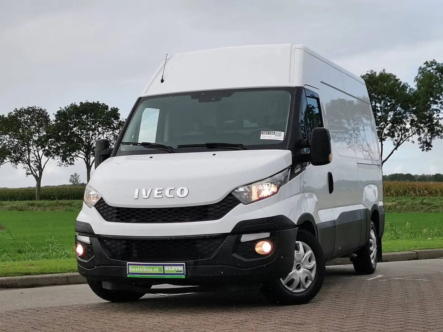 Iveco  Daily 35 S 16 4100 2