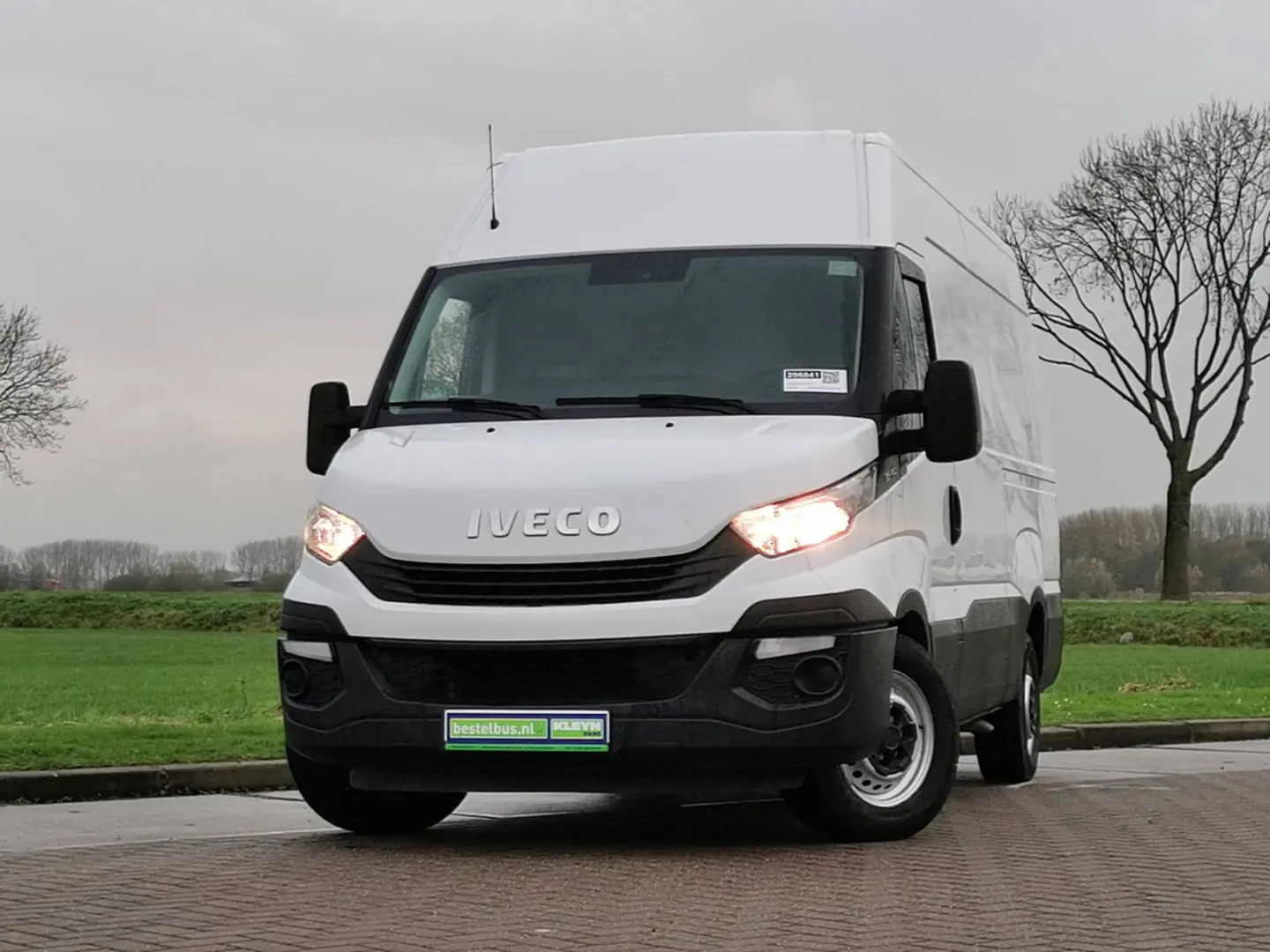 Iveco  Daily 35 S 16 12m3 4